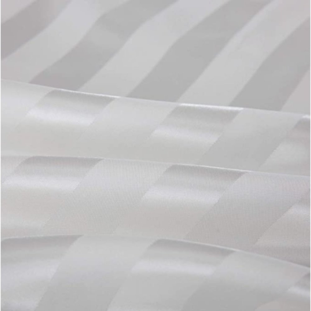 4-Piece Hypoallergenic Silk Satin Sheets - Picture 5 of 7